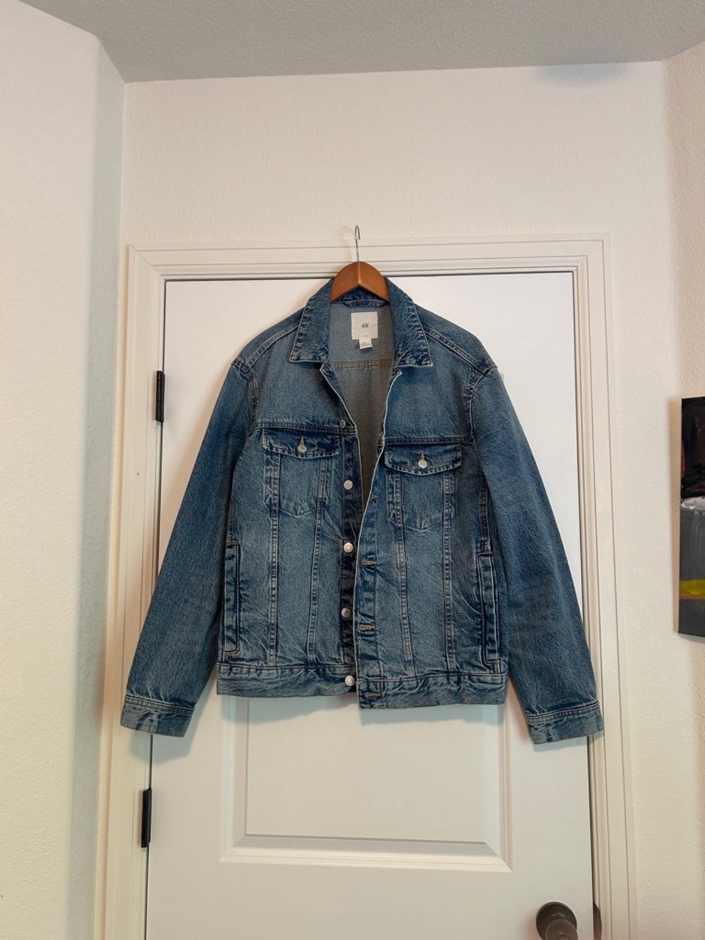 H&M Vintage Wash Style Blue Denim Jacket Size Large